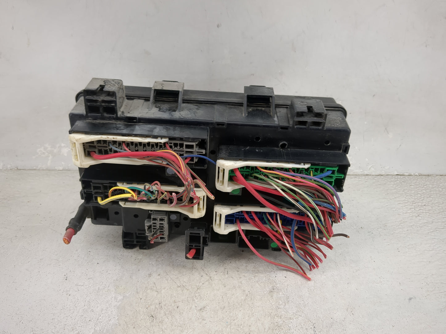2016 Ram 1500 Fusebox Fuse Box Relay Module Tipm 7140-5131-30 - Oemusedautoparts1.com