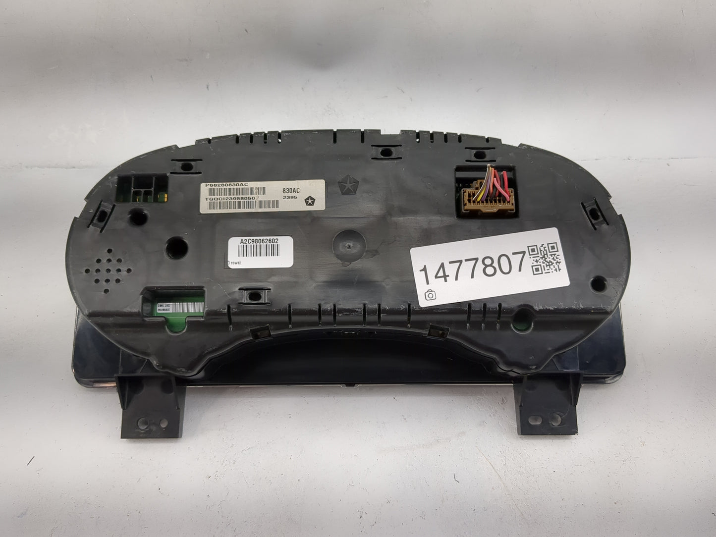 2016 Ram 1500 Instrument Cluster Speedometer Gauges P/N:P68280830AC A2C98062602, TGQ0123958050 Miles: Fits OEM Used Auto Par