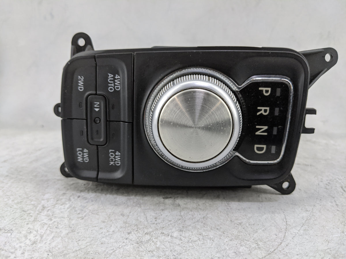 2016 Ram 1500 Floor Console Assembly Shifter - Oemusedautoparts1.com