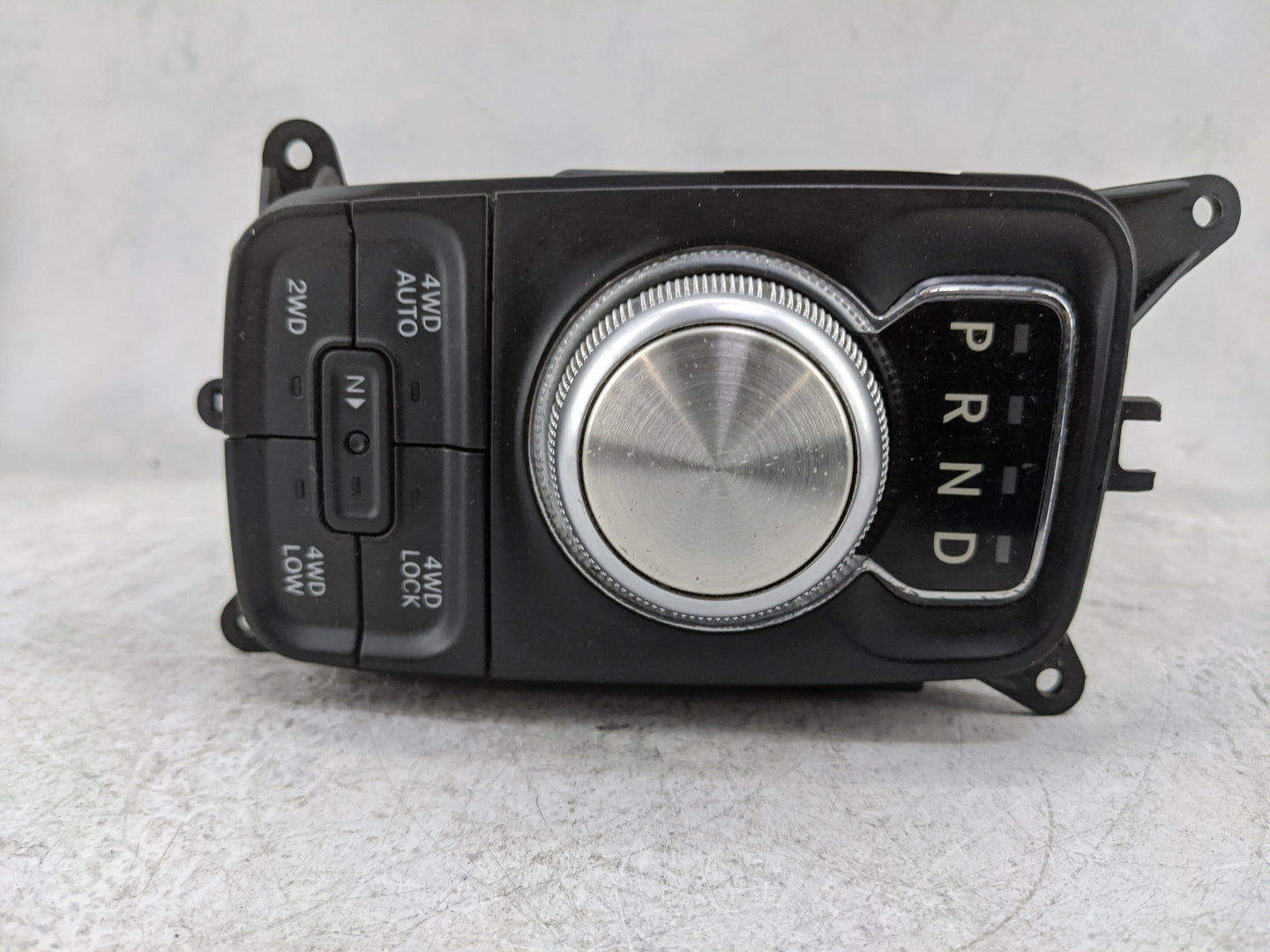 2016 Ram 1500 Floor Console Assembly Shifter - Oemusedautoparts1.com