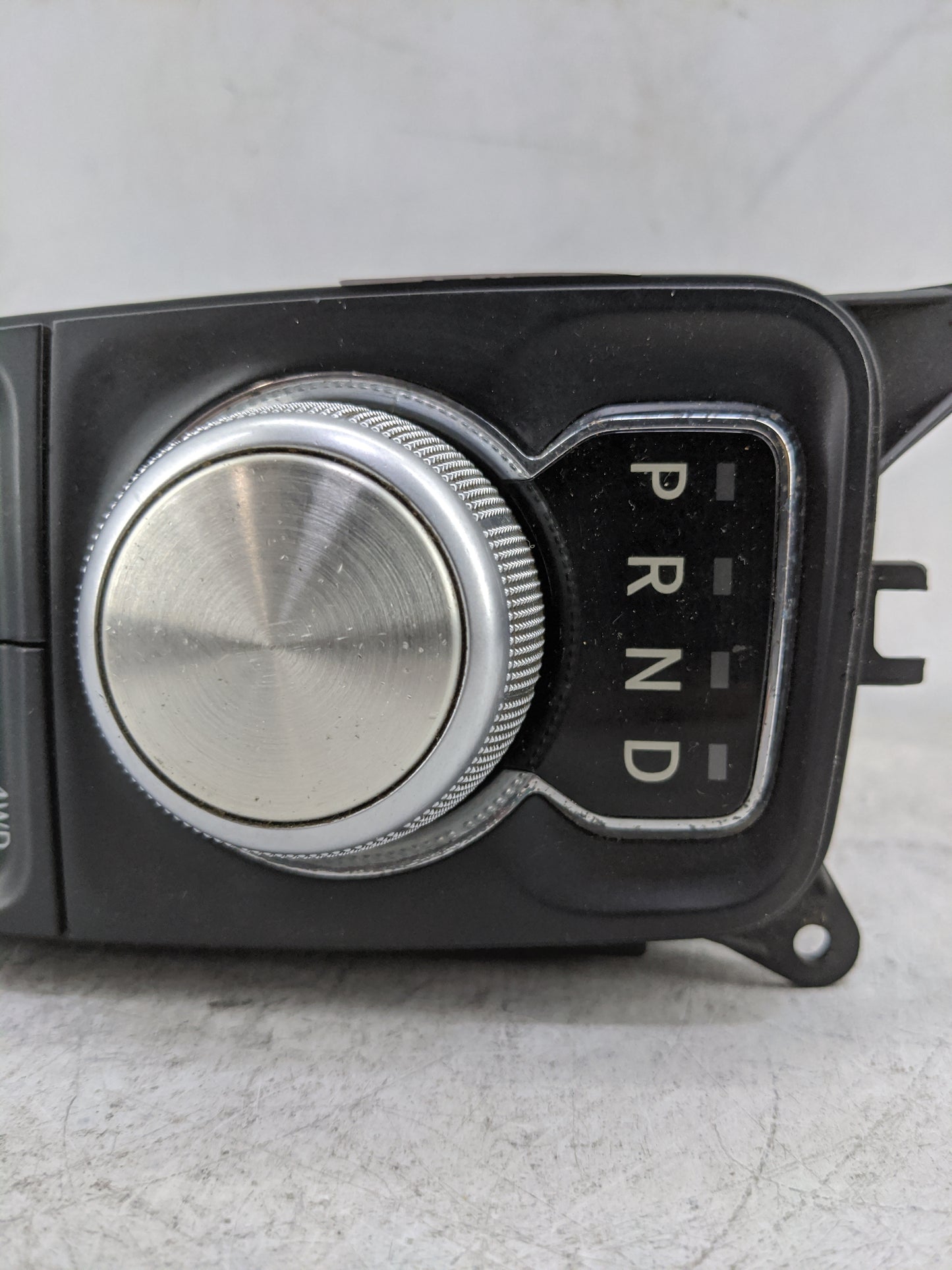 2016 Ram 1500 Floor Console Assembly Shifter - Oemusedautoparts1.com