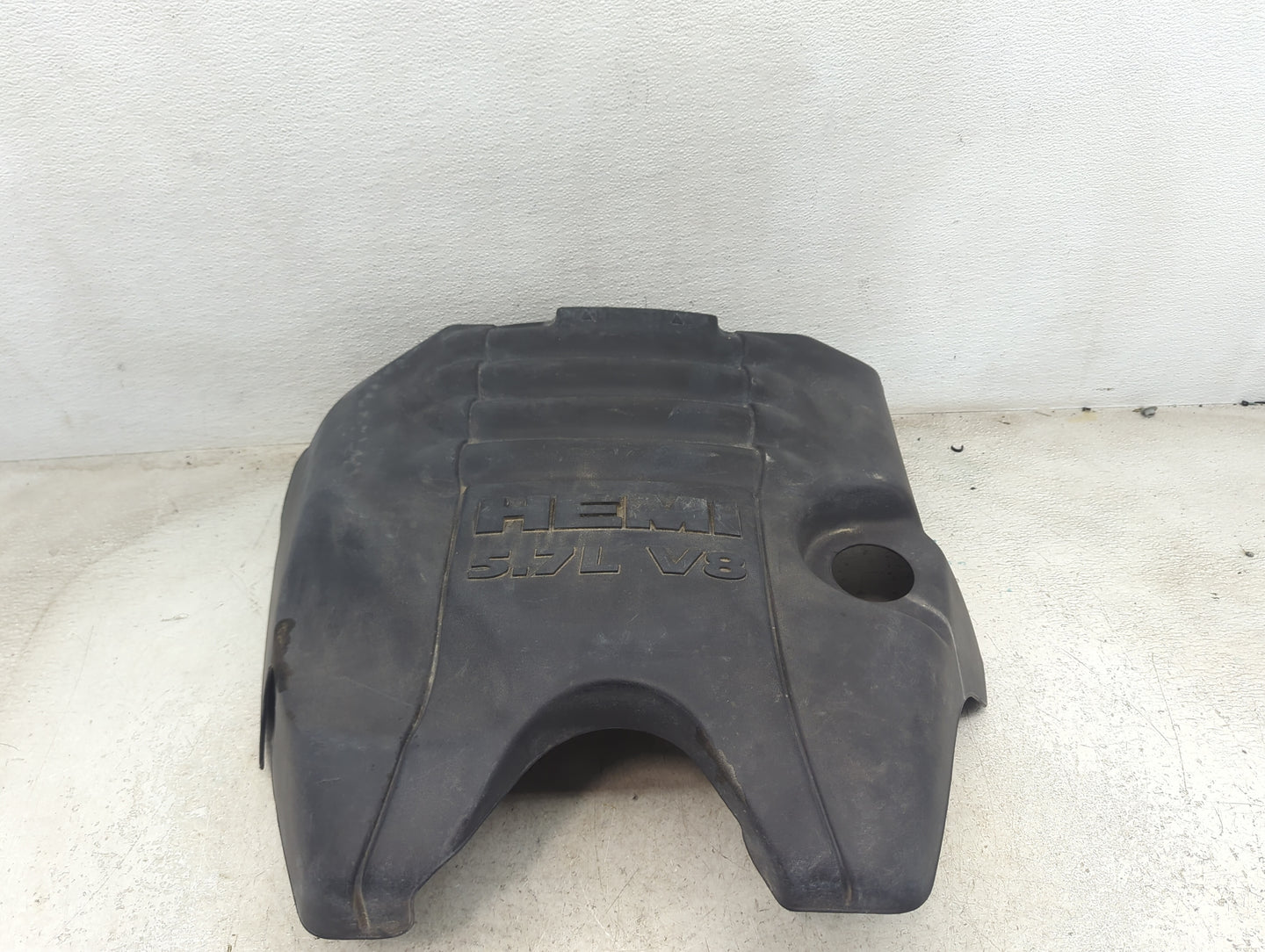 2016 Ram 1500 Engine Cover - Oemusedautoparts1.com