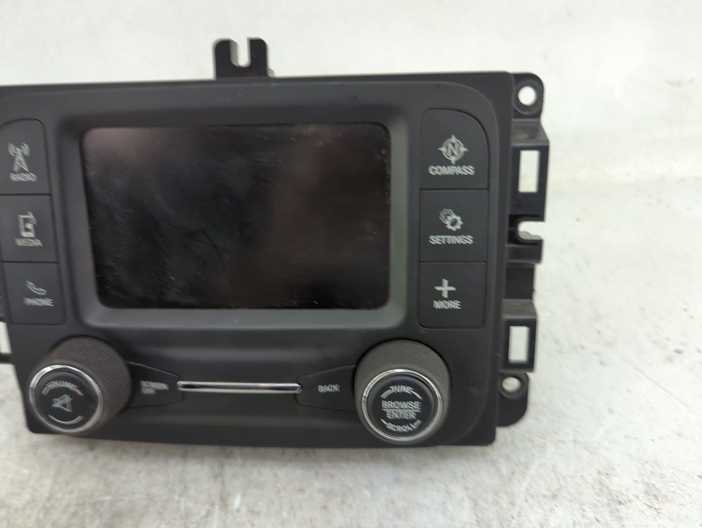 2016 Ram 1500 Radio AM FM Cd Player Receiver Replacement P/N:P68271365AC VP2 Fits OEM Used Auto Parts - Oemusedautoparts1.co
