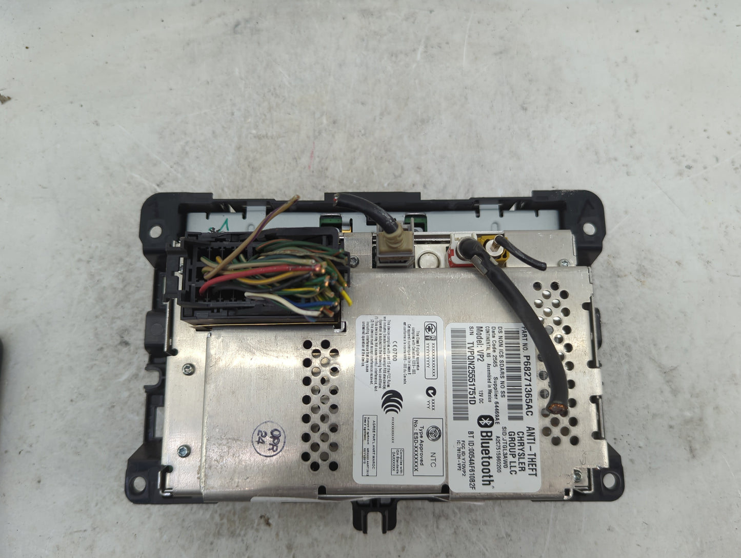 2016 Ram 1500 Radio AM FM Cd Player Receiver Replacement P/N:P68271365AC VP2 Fits OEM Used Auto Parts - Oemusedautoparts1.co