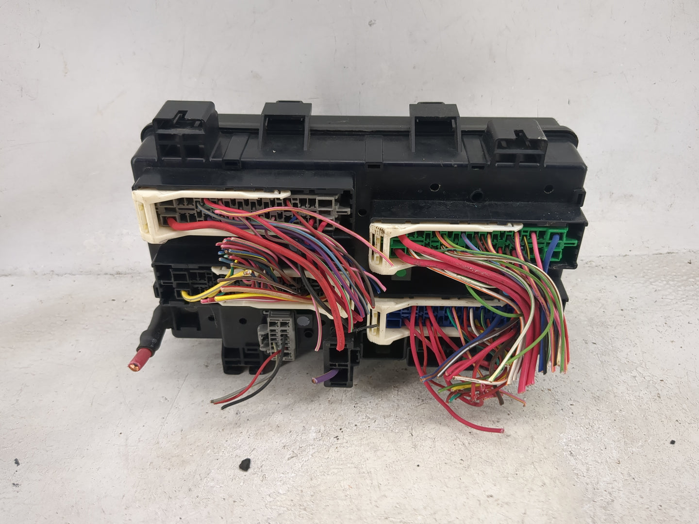 2016 Ram 1500 Fusebox Fuse Box Panel Relay Module P/N:7140-1980-30 7140-5131-30 Fits OEM Used Auto Parts - Oemusedautoparts1