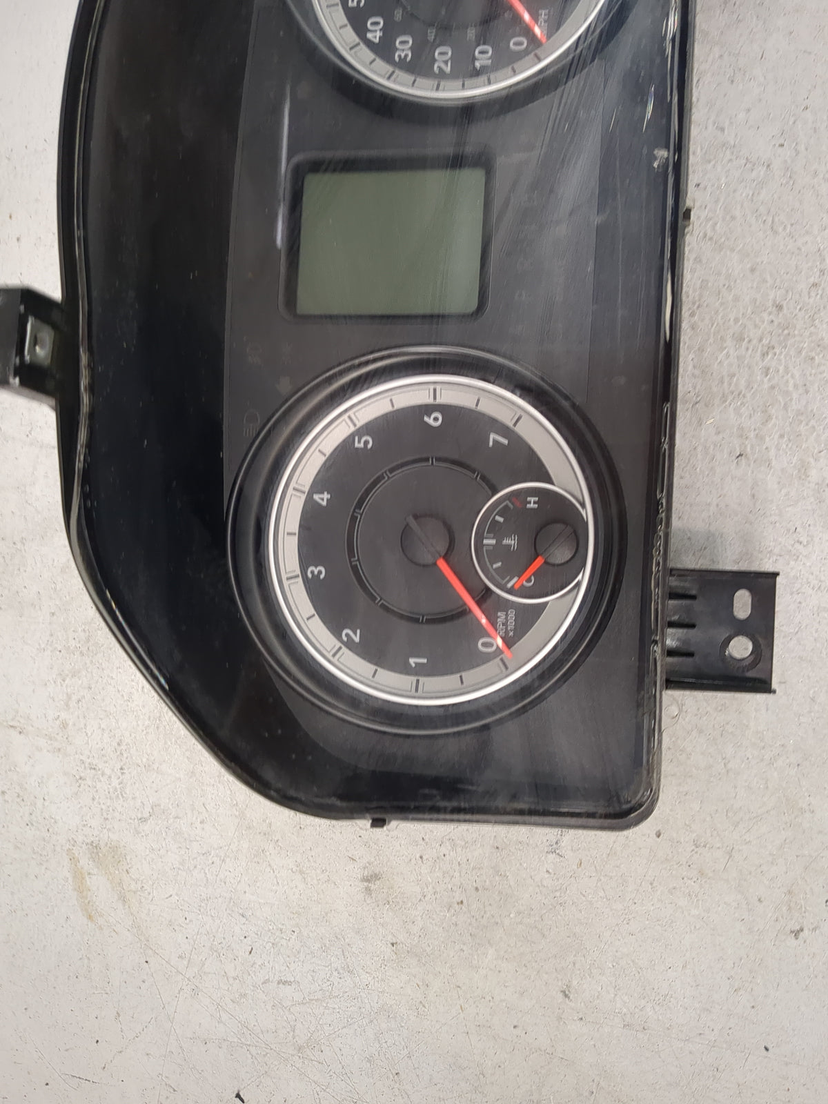 2016 Ram 1500 Instrument Cluster Speedometer Gauges P/N:P68260830AC A2C98062602 Miles:113K Fits OEM Used Auto Parts - Oemuse