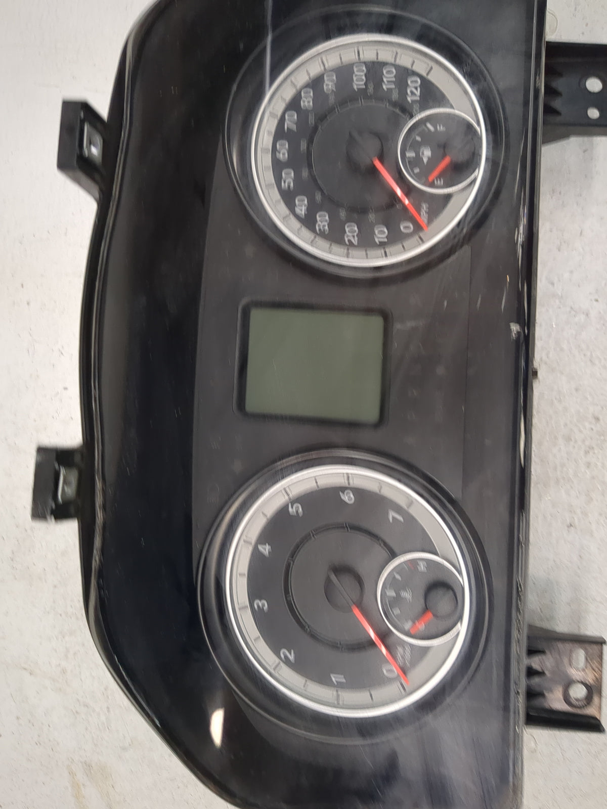 2016 Ram 1500 Instrument Cluster Speedometer Gauges P/N:P68260830AC A2C98062602 Miles:113K Fits OEM Used Auto Parts - Oemuse