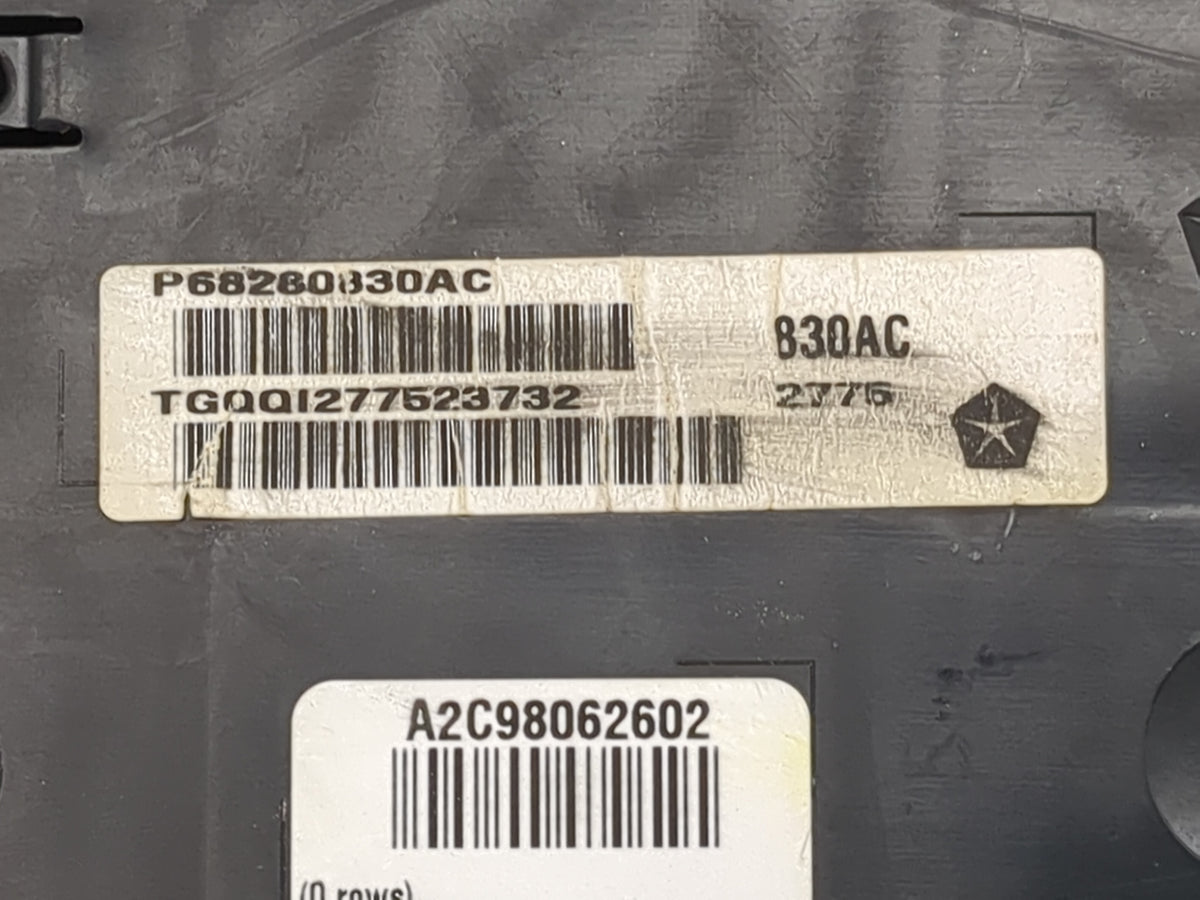 2016 Ram 1500 Instrument Cluster Speedometer Gauges P/N:P68260830AC A2C98062602 Miles:113K Fits OEM Used Auto Parts - Oemuse
