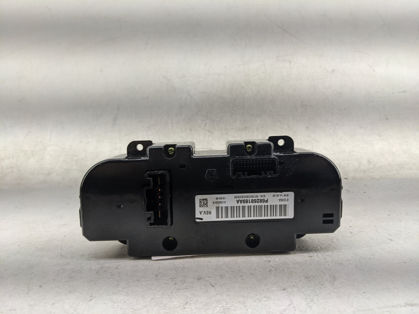 2016 Ram 3500 Climate Control Module Temperature AC/Heater Replacement P/N:P68268189AA 68189DS602200568 Fits OEM Used Auto P