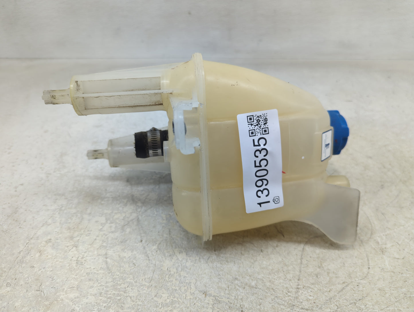 2014 Ram Promaster 1500 Windshield Washer Fluid Reservoir Bottle Oem - Oemusedautoparts1.com