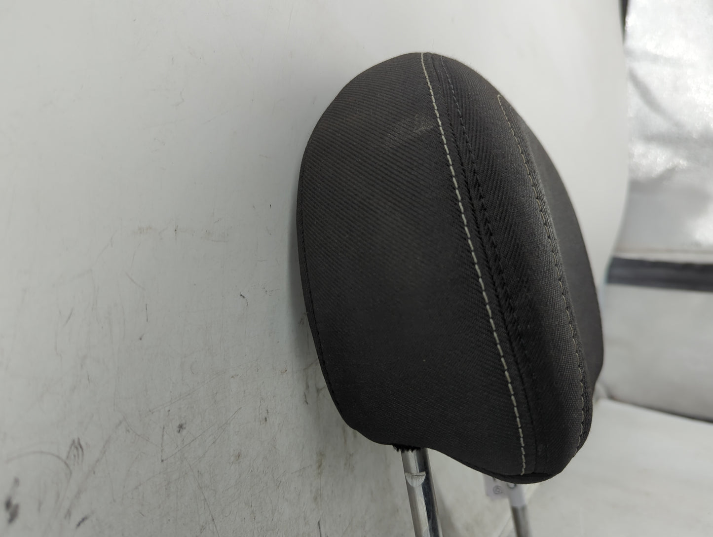 2014 Ram Promaster 2500 Headrest Head Rest Front Driver Passenger Seat - Oemusedautoparts1.com