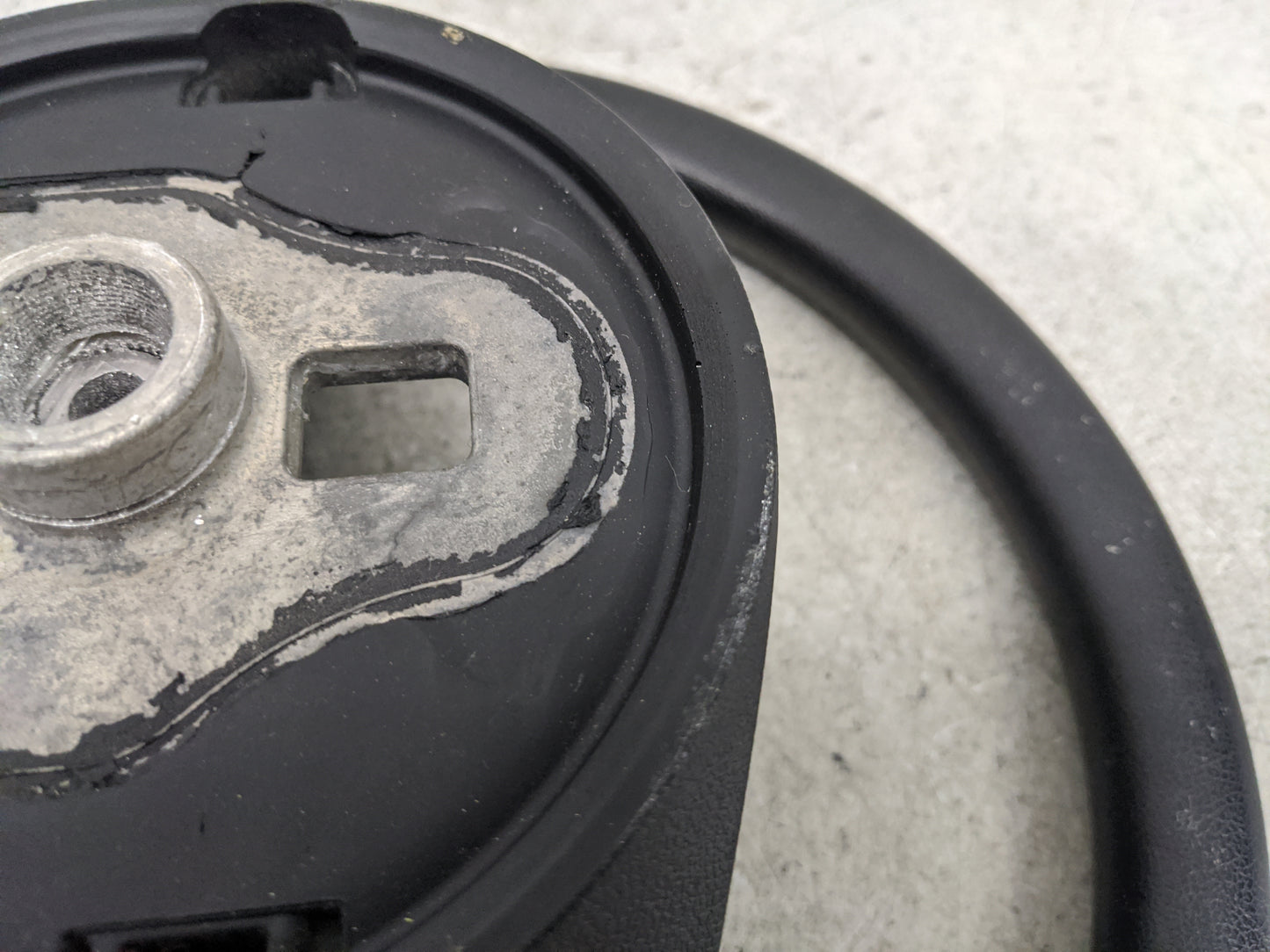 2016 Ram Promaster 3500 Steering Wheel Oem Black - Oemusedautoparts1.com