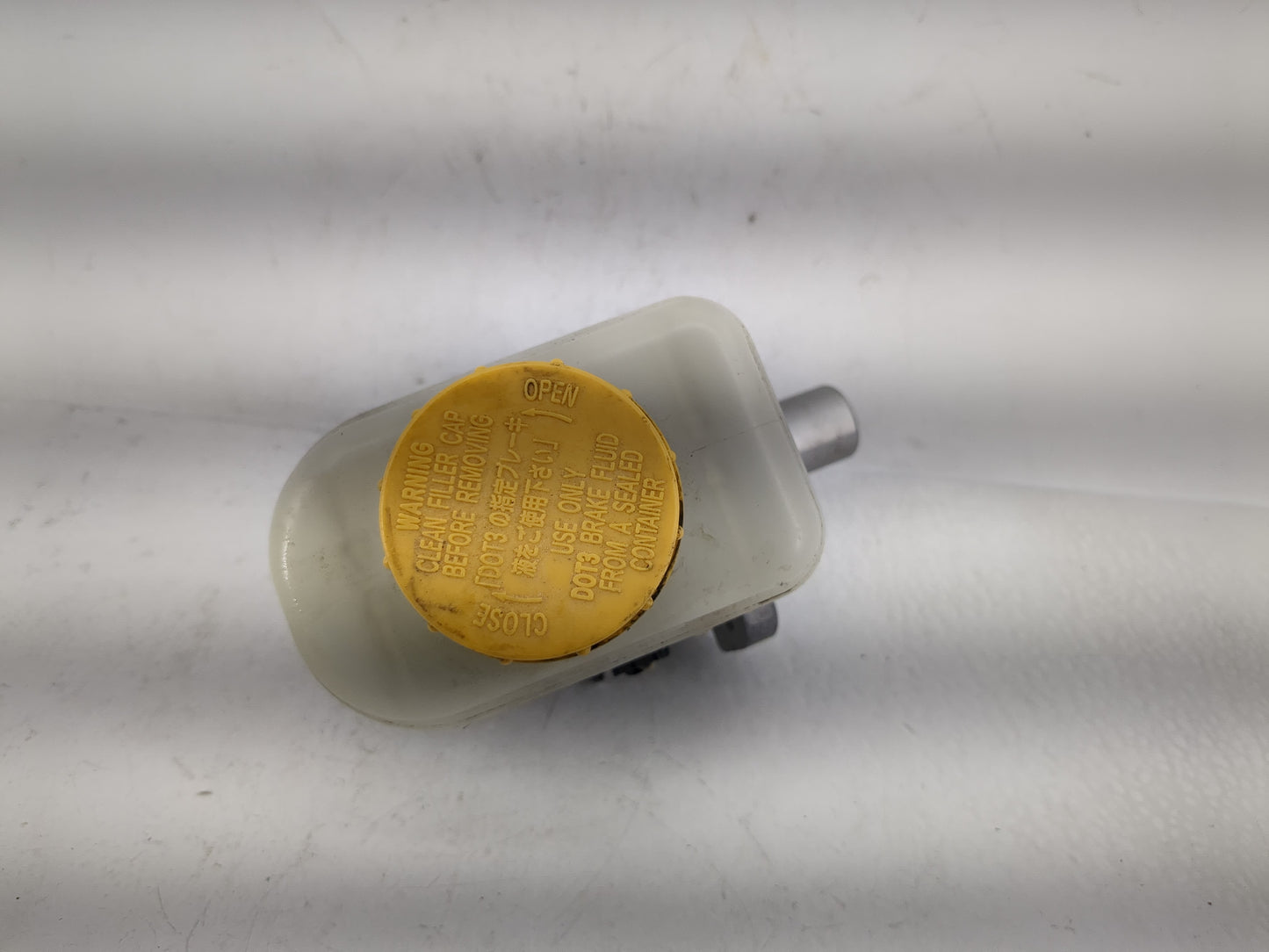 2013-2016 Scion Fr-s Brake Master Cylinder 1220678 - Oemusedautoparts1.com