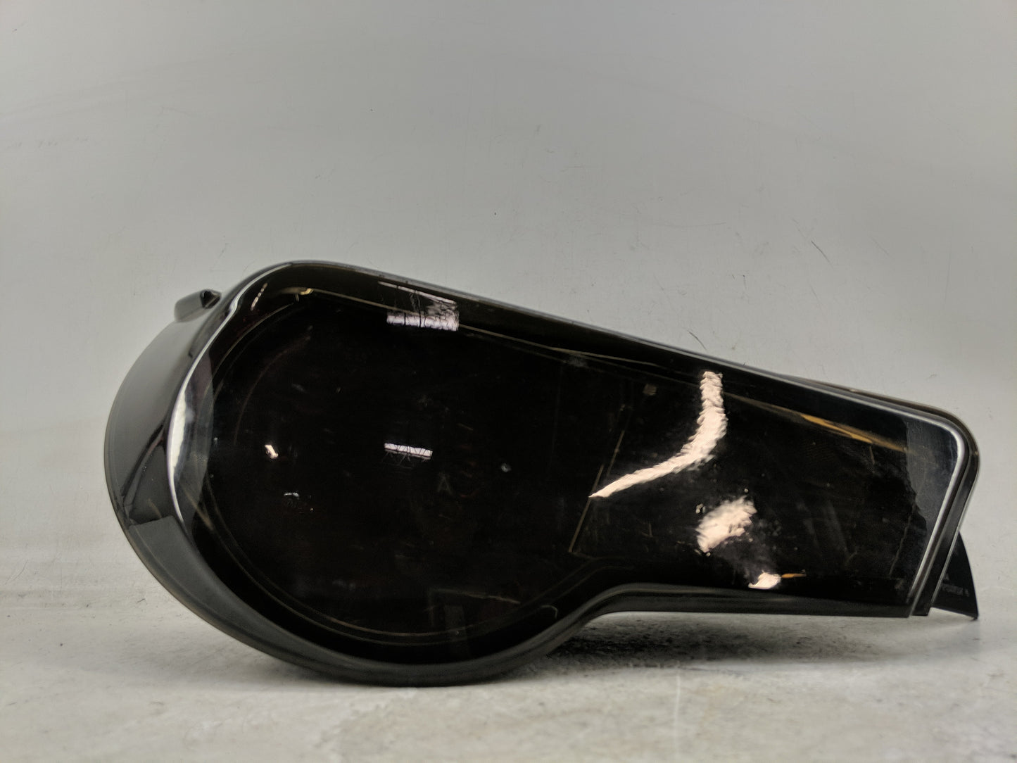 2013-2016 Scion Fr-S Tail Light Assembly Driver Left OEM Fits Fits 2013 2014 2015 2016 OEM Used Auto Parts - Oemusedautopart
