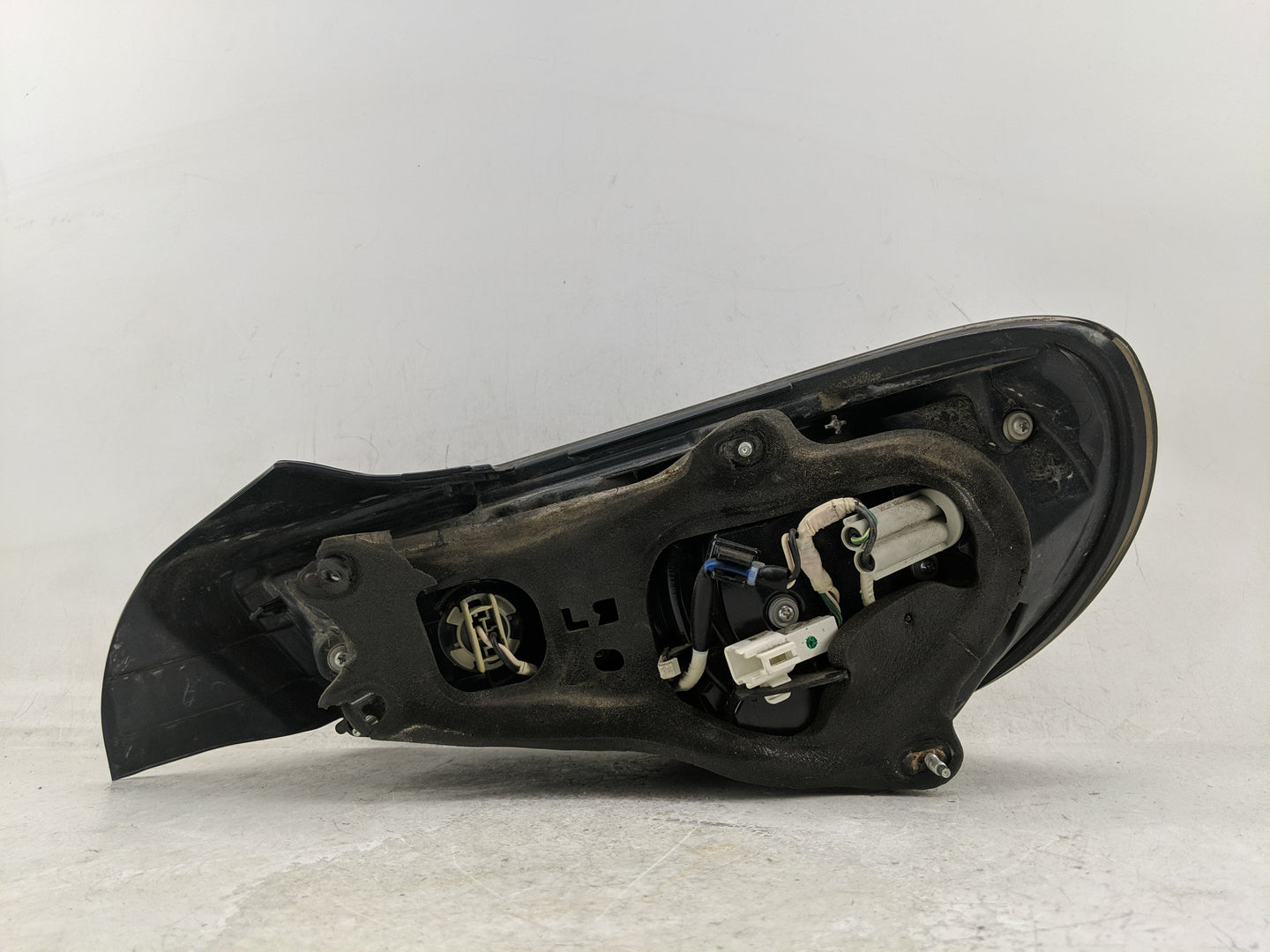 2013-2016 Scion Fr-S Tail Light Assembly Driver Left OEM Fits Fits 2013 2014 2015 2016 OEM Used Auto Parts - Oemusedautopart