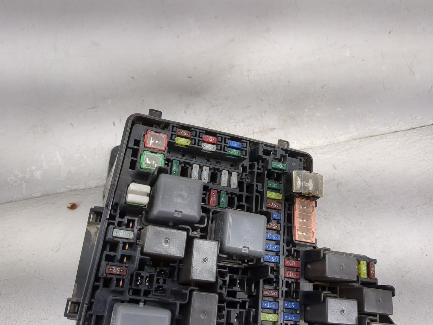 2013-2016 Scion Fr-S Fusebox Fuse Box Panel Relay Module Fits Fits 2013 2014 2015 2016 OEM Used Auto Parts - Oemusedautopart