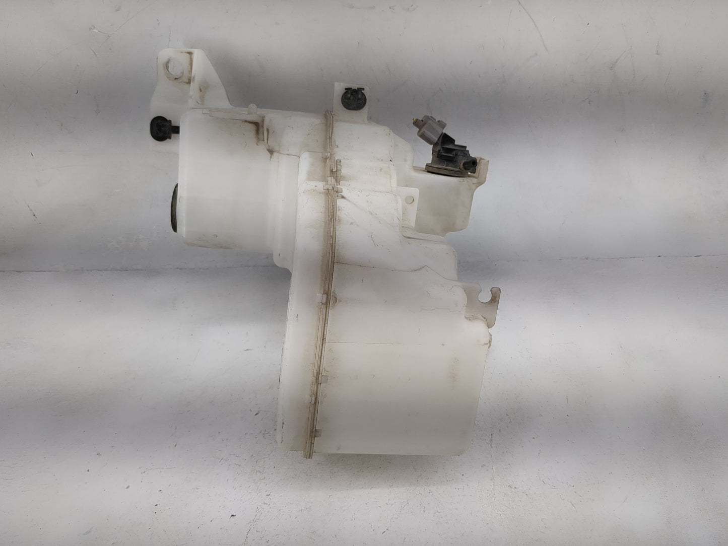 2013-2016 Scion Fr-s Windshield Washer Fluid Reservoir Bottle Oem - Oemusedautoparts1.com