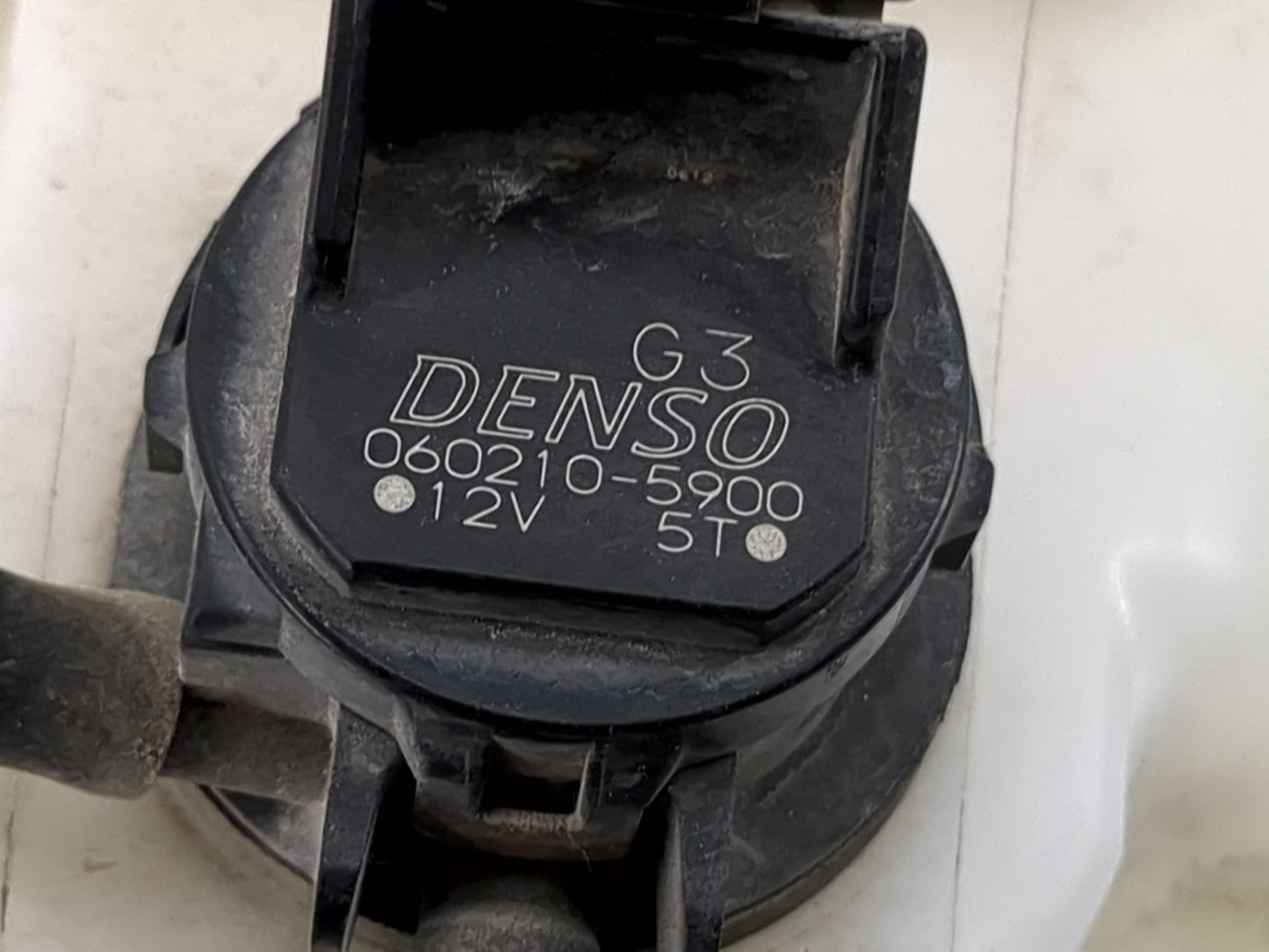 2013-2016 Scion Fr-s Windshield Washer Fluid Reservoir Bottle Oem - Oemusedautoparts1.com