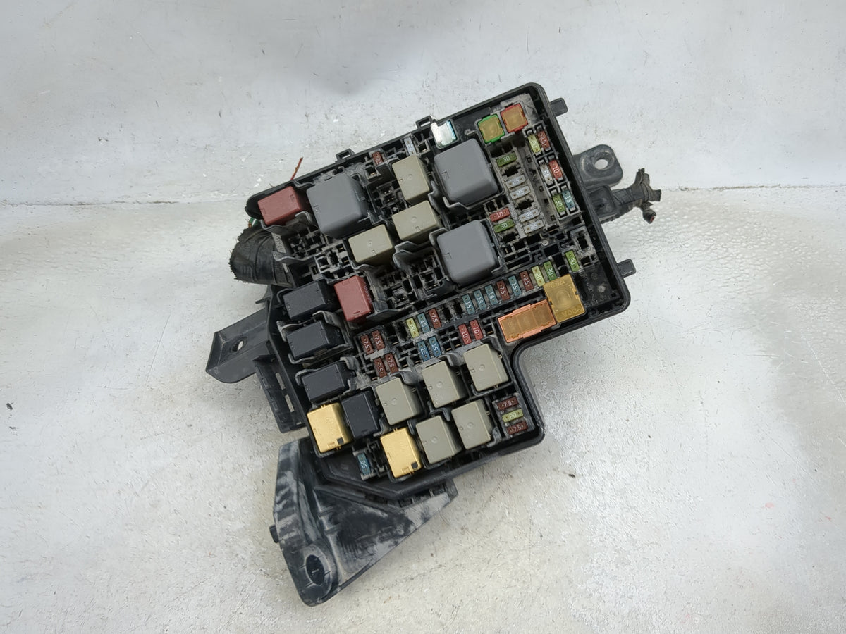 2013-2016 Scion Fr-S Fusebox Fuse Box Panel Relay Module Fits Fits 2013 2014 2015 2016 OEM Used Auto Parts - Oemusedautopart