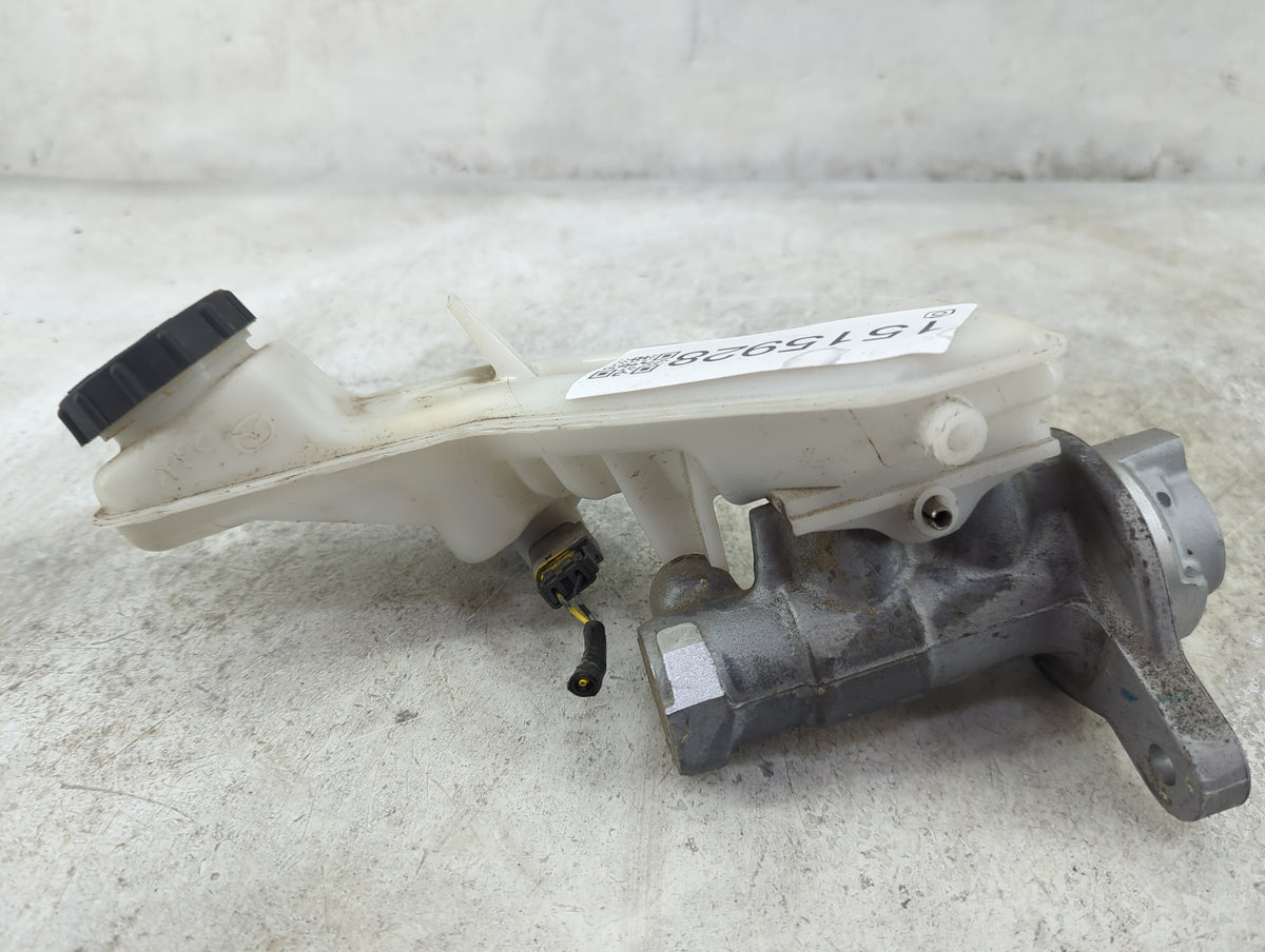2016-2016 Scion Ia Brake Master Cylinder - Oemusedautoparts1.com