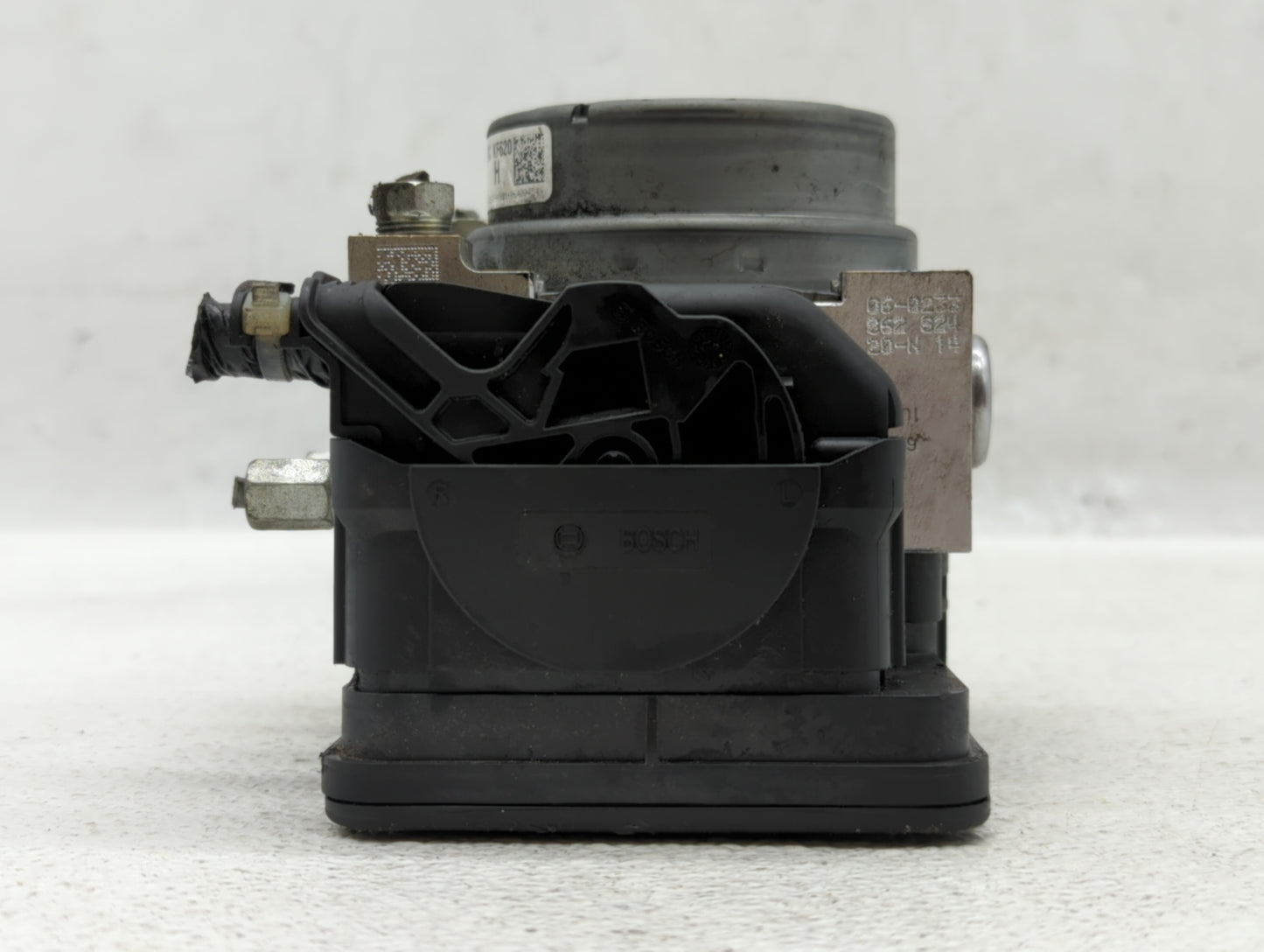 2016 Scion Ia ABS Pump Control Module Replacement P/N:DB1S 43 7A0 Fits OEM Used Auto Parts - Oemusedautoparts1.com