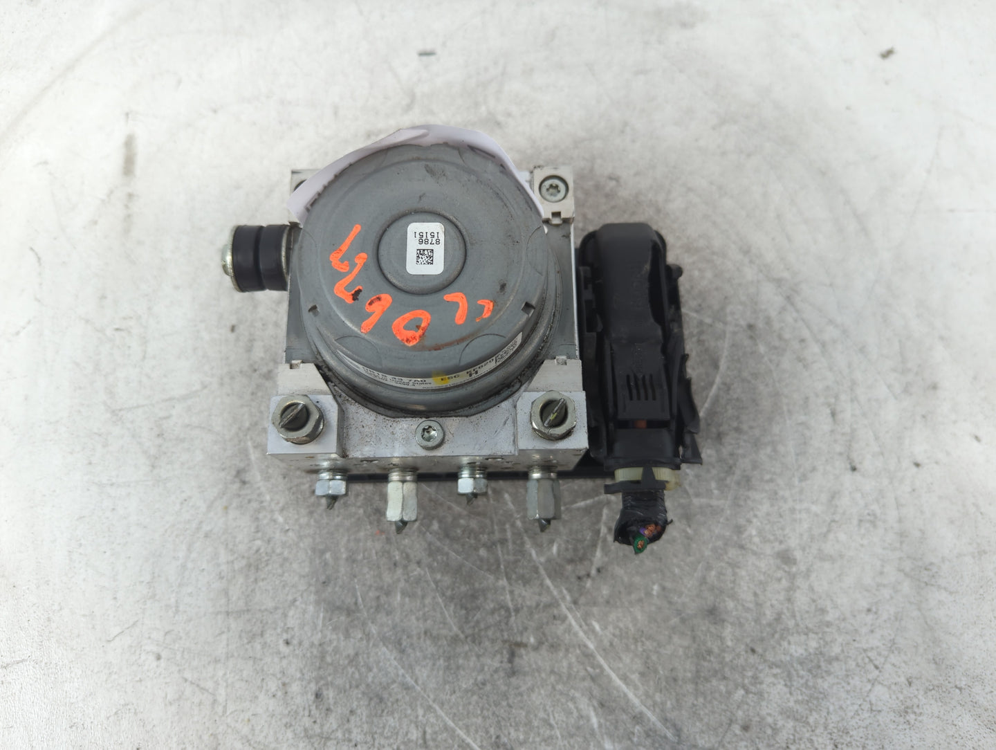 2016 Scion Ia ABS Pump Control Module Replacement P/N:DB1S 43 7A0 Fits OEM Used Auto Parts - Oemusedautoparts1.com