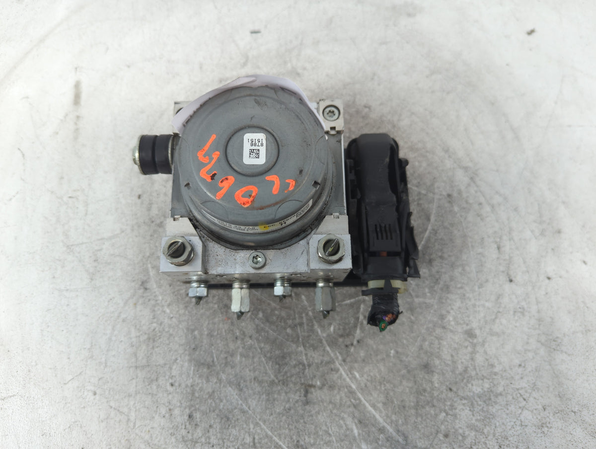 2016 Scion Ia Anti-Lock Brake ABS Pump Module Actuator OEM P/N:DB1S 43 7A0 Fits OEM Used Auto Parts - Oemusedautoparts1.com