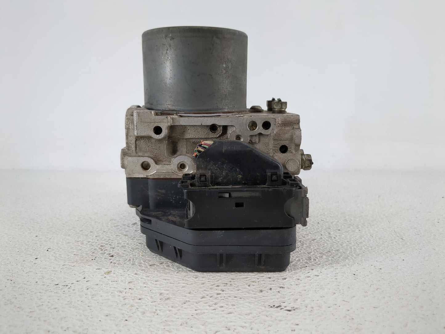 2014-2016 Scion Tc ABS Pump Control Module Replacement P/N:89541-21120 44540-21060 Fits Fits 2014 2015 2016 OEM Used Auto Pa