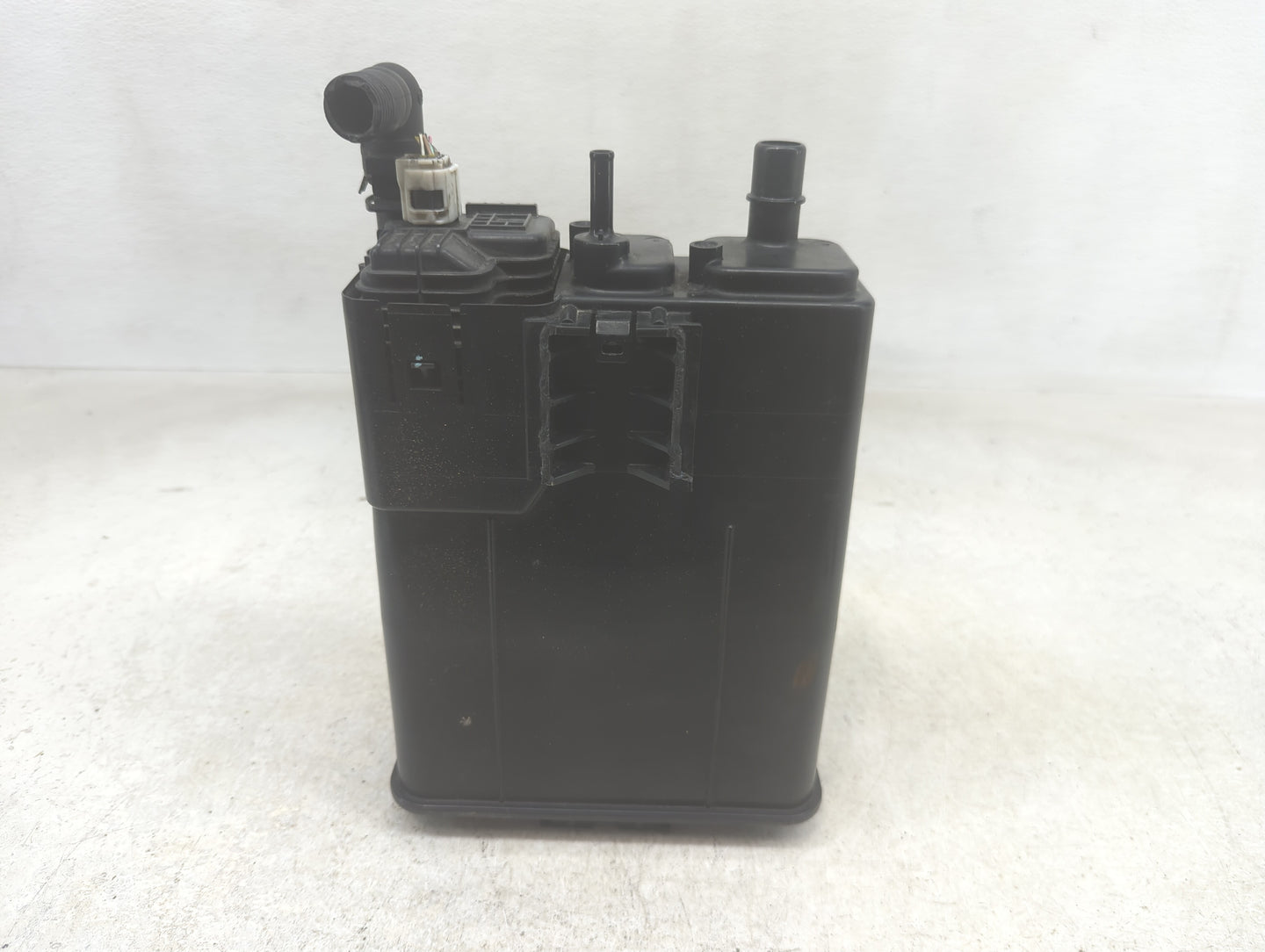2016 Scion Tc Fuel Vapor Charcoal Canister - Oemusedautoparts1.com