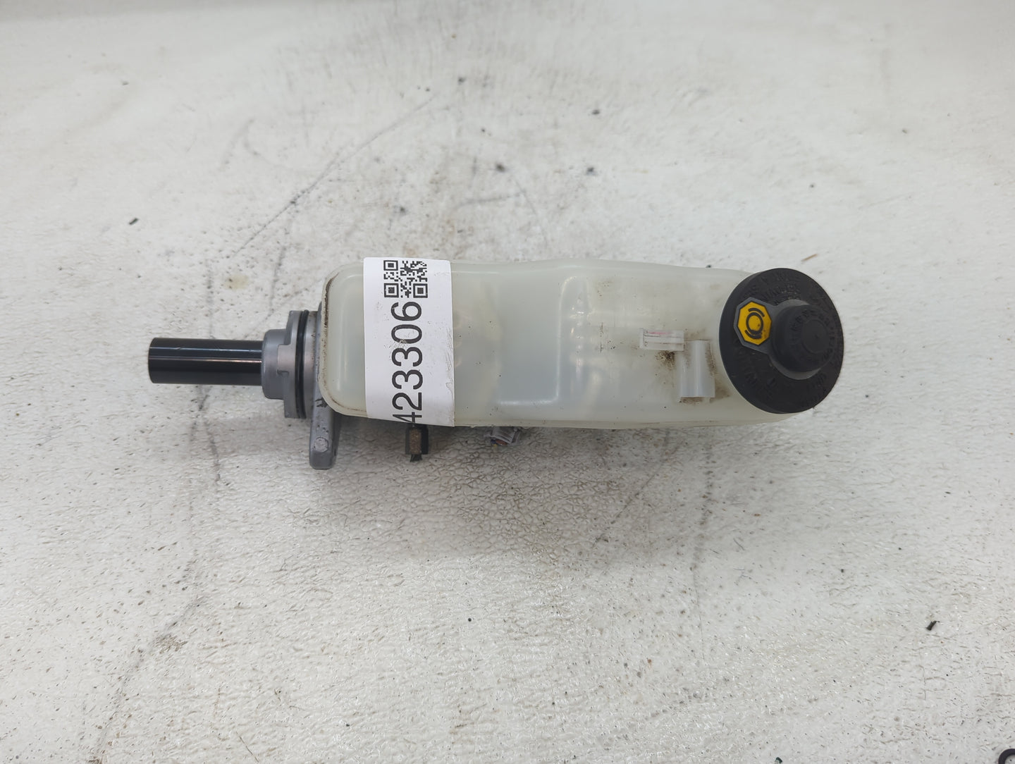 2011-2016 Scion Tc Brake Master Cylinder - Oemusedautoparts1.com