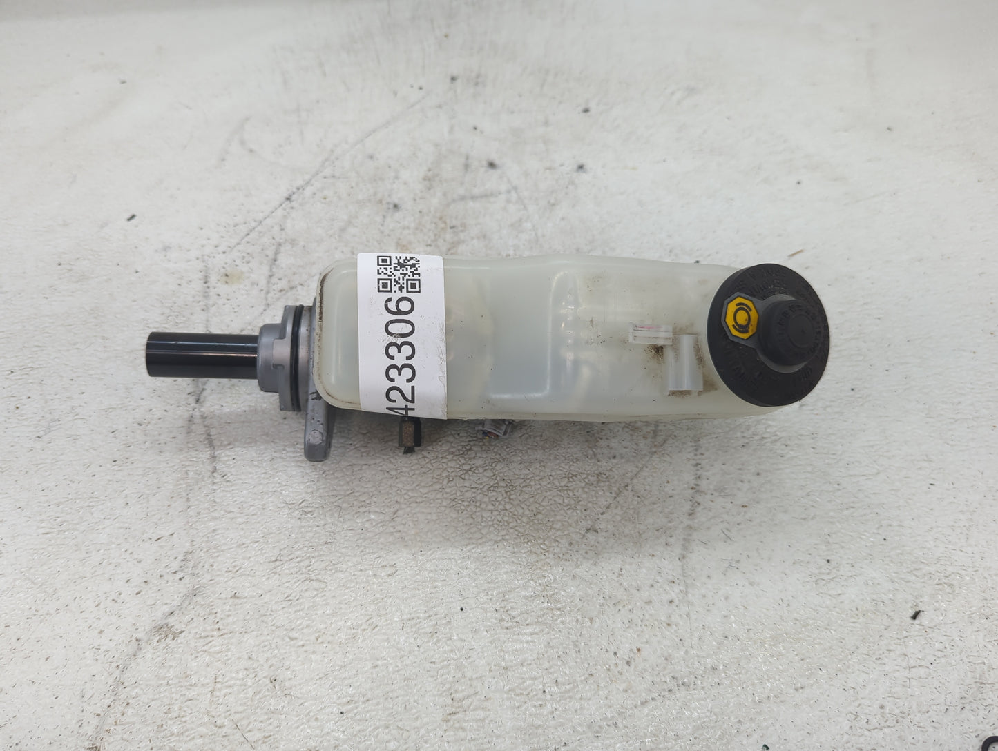 2011-2016 Scion Tc Brake Master Cylinder - Oemusedautoparts1.com