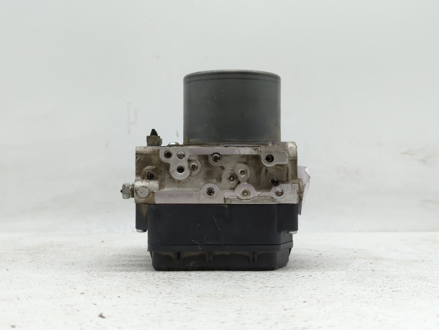 2014-2016 Scion Tc ABS Pump Control Module Replacement P/N:44540-21060 133000-2680, 89541-21120 Fits Fits 2014 2015 2016 OEM