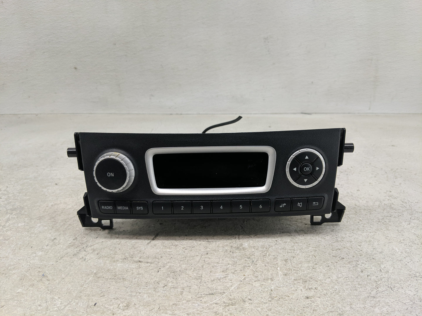 2008-2016 Smart Fortwo Radio AM FM Cd Player Receiver Replacement P/N:A 451 901 98 00 Fits OEM Used Auto Parts - Oemusedauto
