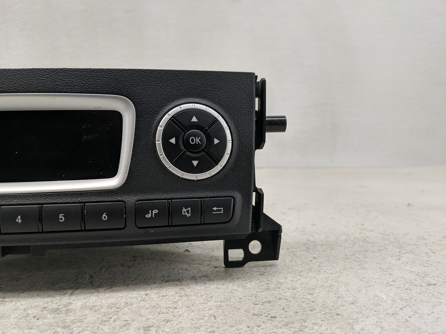 2008-2016 Smart Fortwo Radio AM FM Cd Player Receiver Replacement P/N:A 451 901 98 00 Fits OEM Used Auto Parts - Oemusedauto