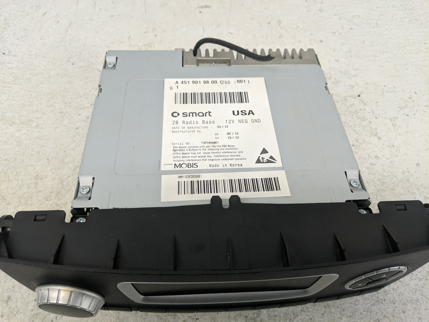 2008-2016 Smart Fortwo Radio AM FM Cd Player Receiver Replacement P/N:A 451 901 98 00 Fits OEM Used Auto Parts - Oemusedauto