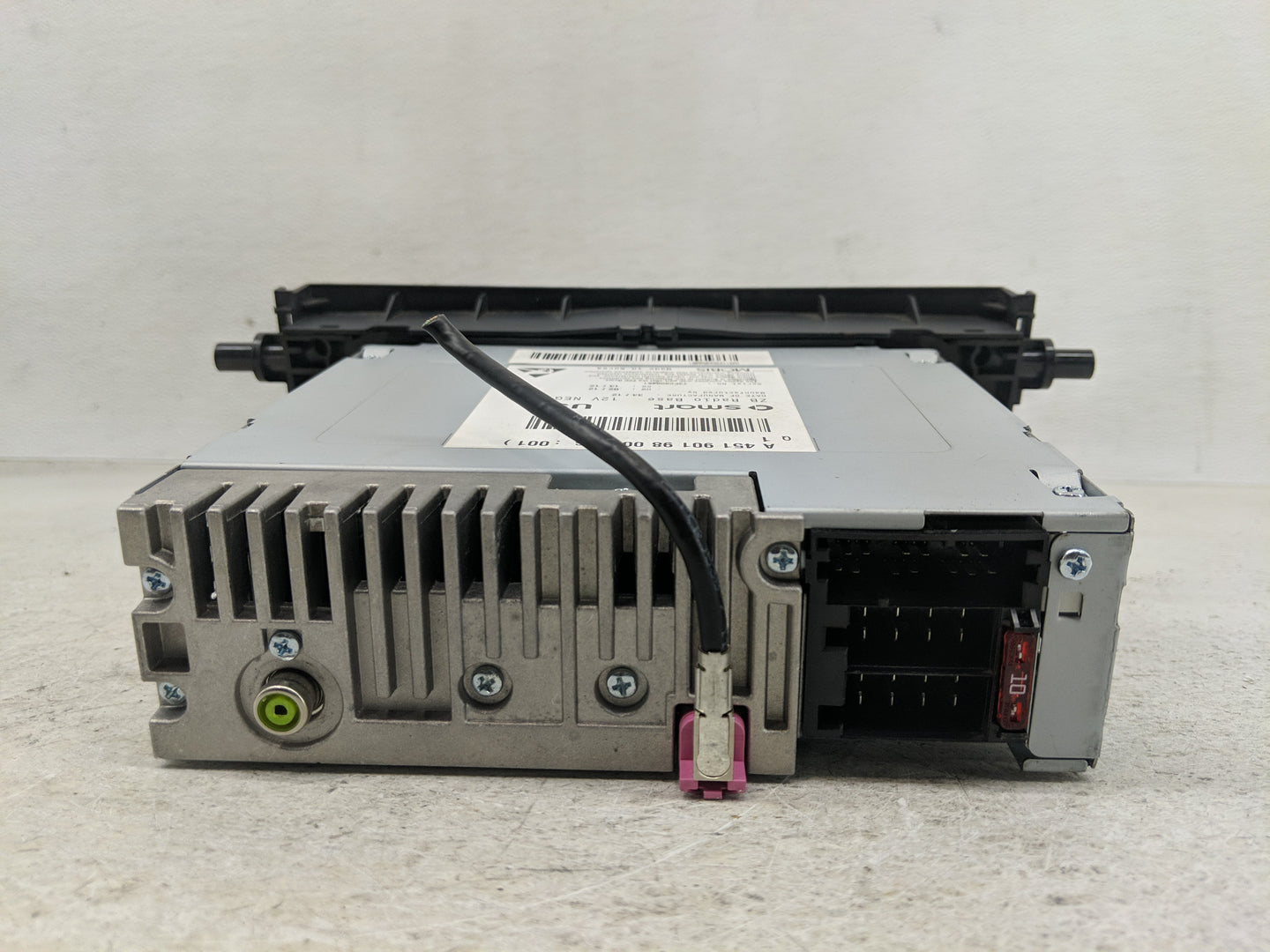 2008-2016 Smart Fortwo Radio AM FM Cd Player Receiver Replacement P/N:A 451 901 98 00 Fits OEM Used Auto Parts - Oemusedauto