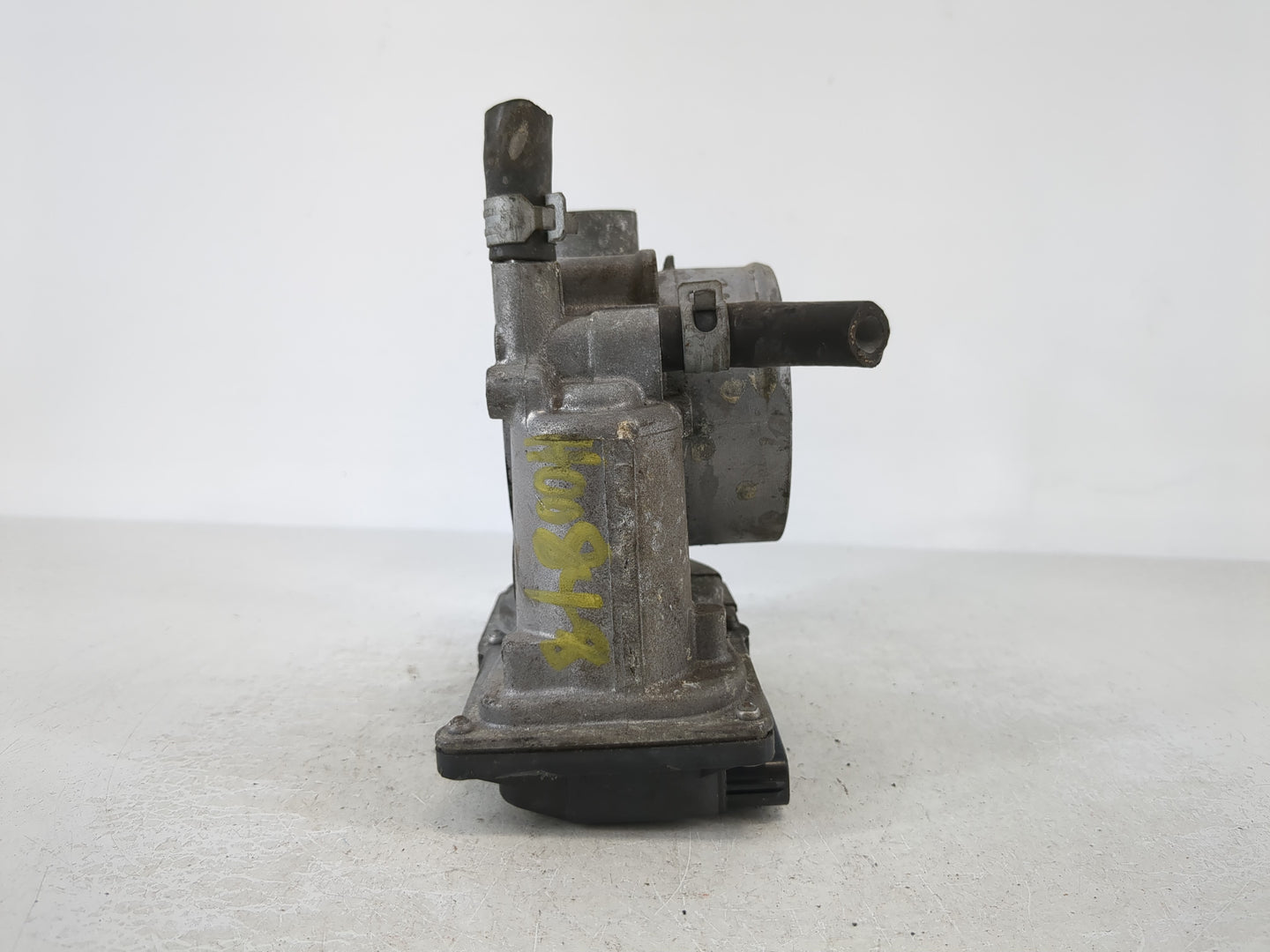 2016 Subaru Brz Throttle Body P/N:16112AA400 Fits OEM Used Auto Parts - Oemusedautoparts1.com