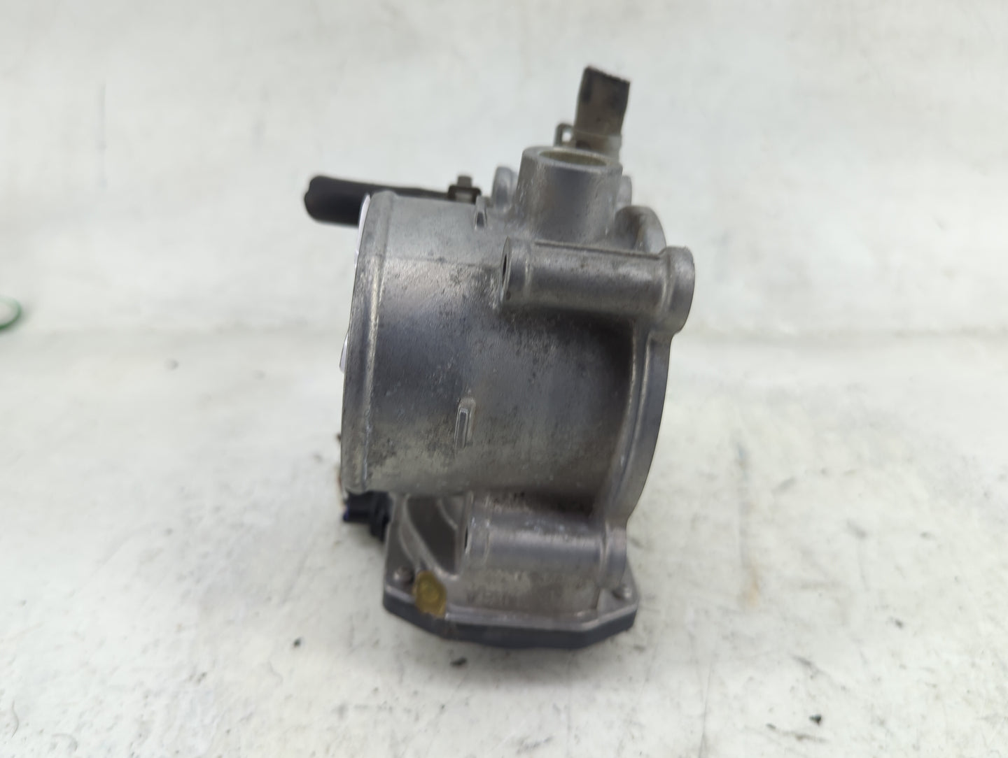 2016 Subaru Brz Throttle Body P/N:16112AA400 Fits OEM Used Auto Parts - Oemusedautoparts1.com