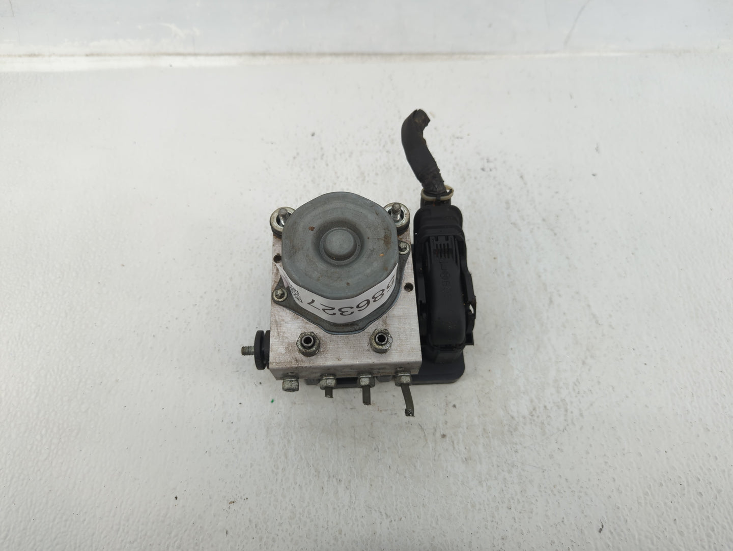 2016 Subaru Brz ABS Pump Control Module Replacement P/N:27536SA020 Fits OEM Used Auto Parts - Oemusedautoparts1.com