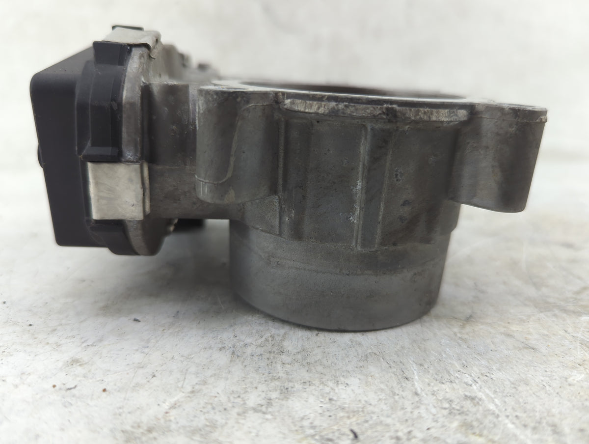 2011-2018 Subaru Forester Throttle Body P/N:04891970AB Fits Fits 2011 2012 2013 2014 2015 2016 2017 2018 OEM Used Auto Parts