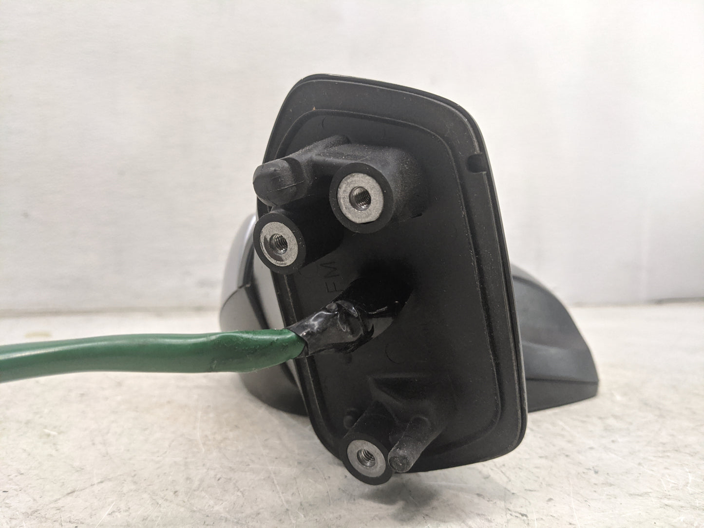 2016 Subaru Forester Driver Side View Mirror - Left Door Mirror OEM Used - Oemusedautoparts1.com