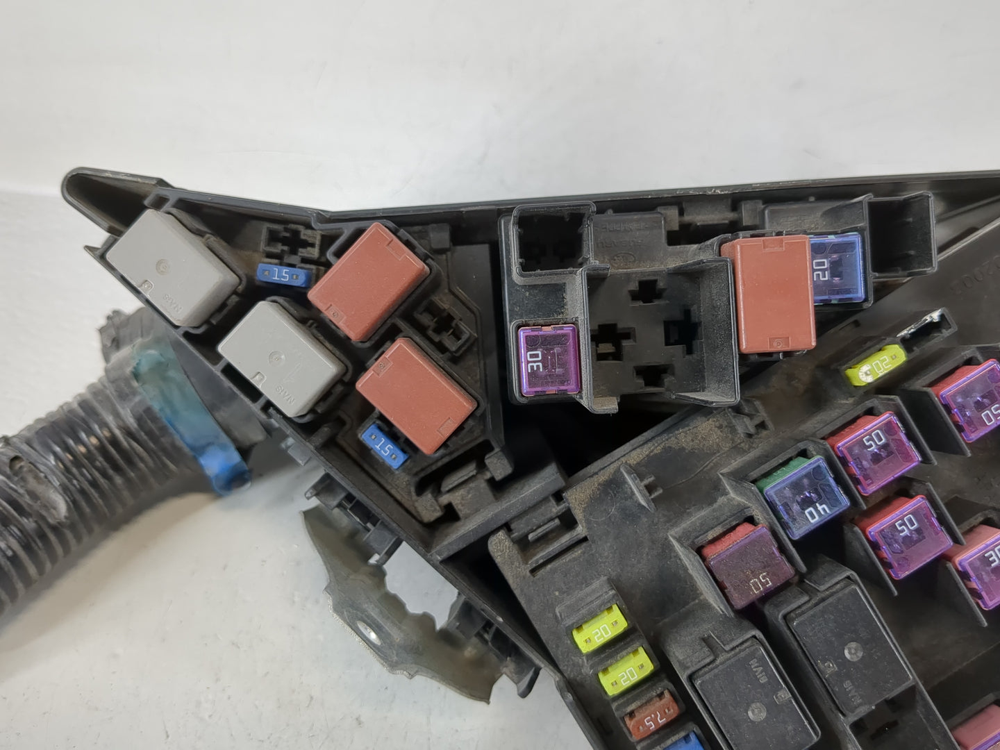 2016 Subaru Forester Fusebox Fuse Box Panel Relay Module P/N:MB100200B Fits OEM Used Auto Parts - Oemusedautoparts1.com