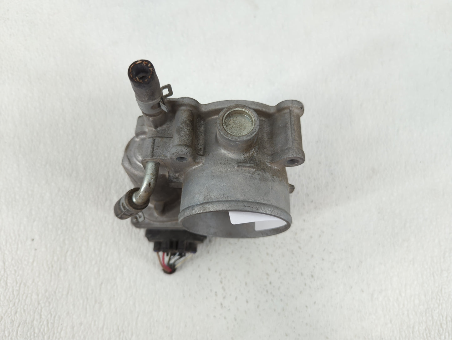 2011-2018 Subaru Forester Throttle Body P/N:16112AA380 Fits Fits 2011 2012 2013 2014 2015 2016 2017 2018 OEM Used Auto Parts