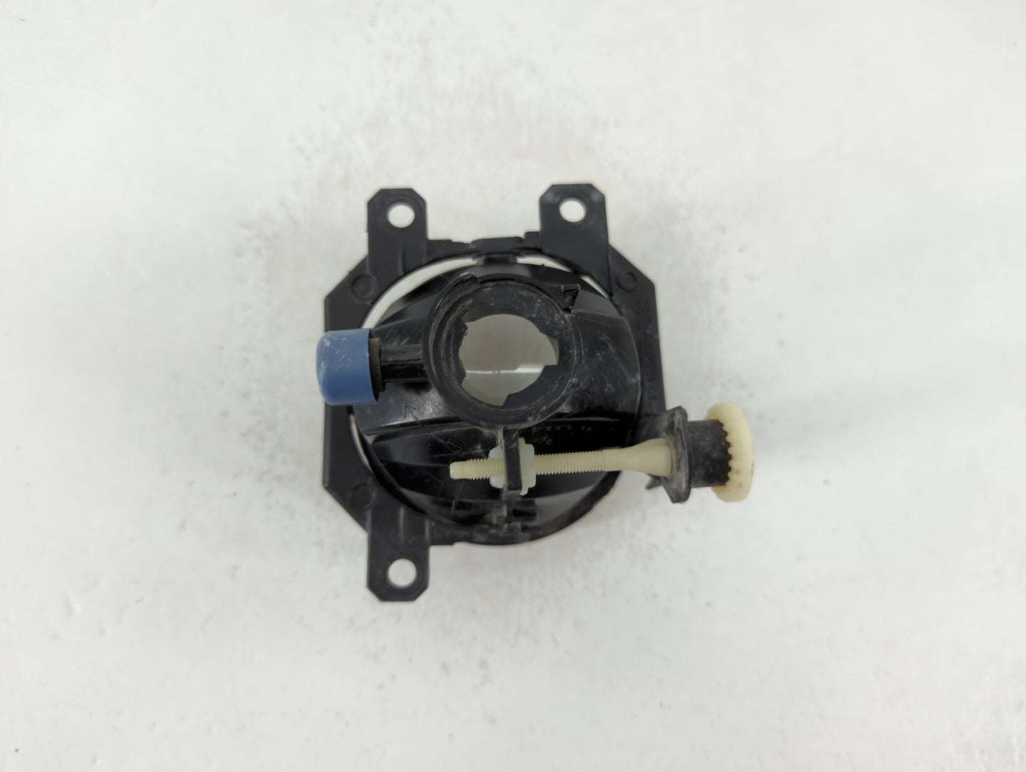 Subaru Forester Driver Left Oem Fog Light Lamp - Oemusedautoparts1.com