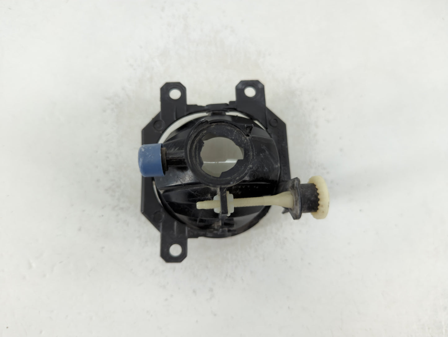 Subaru Forester Driver Left Oem Fog Light Lamp - Oemusedautoparts1.com