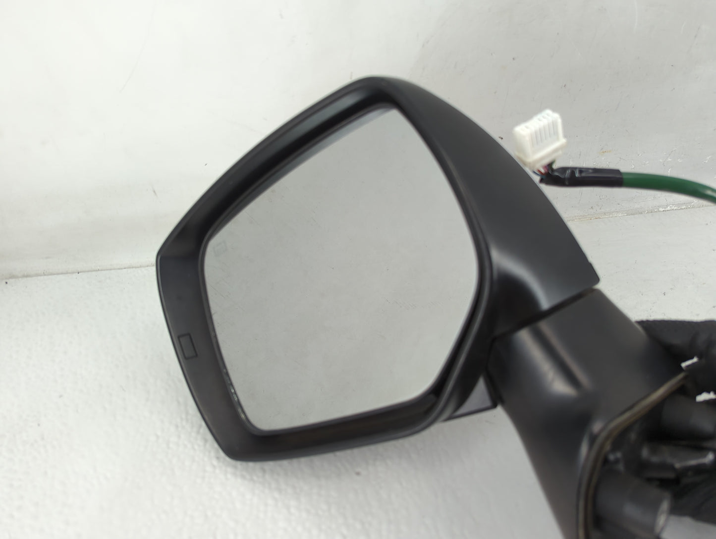 2016 Subaru Forester Driver Side View Mirror - Left Door Mirror OEM Used - Oemusedautoparts1.com
