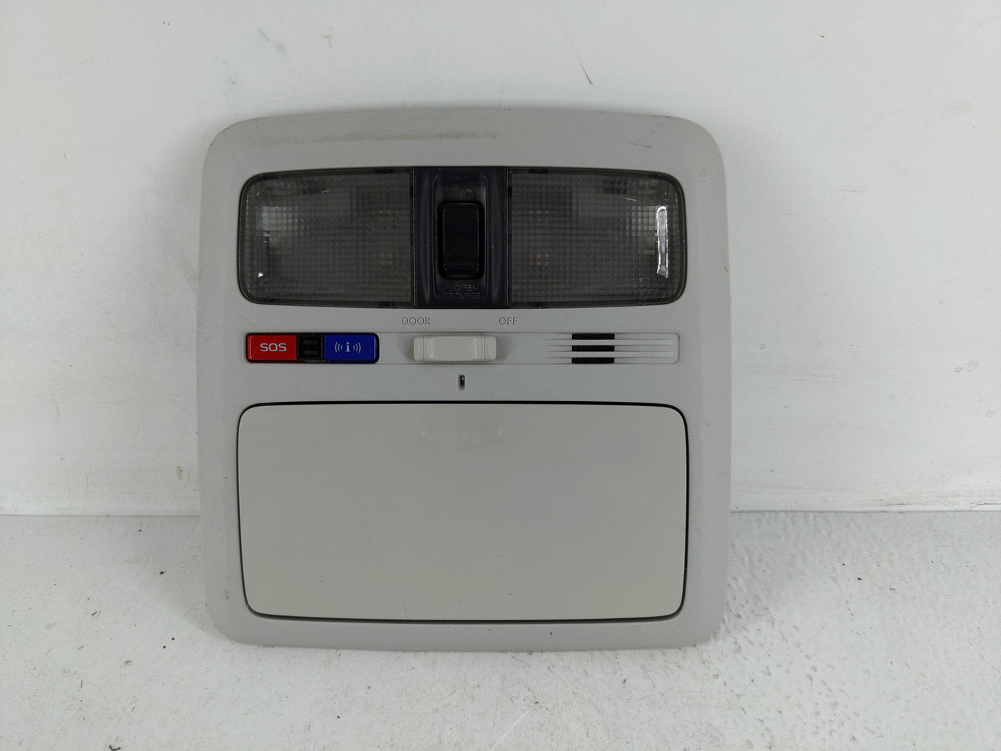 2016 Subaru Forester Overhead Roof Console - Oemusedautoparts1.com