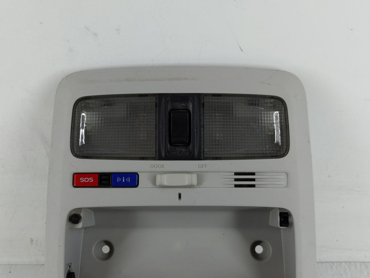 2016 Subaru Forester Overhead Roof Console - Oemusedautoparts1.com