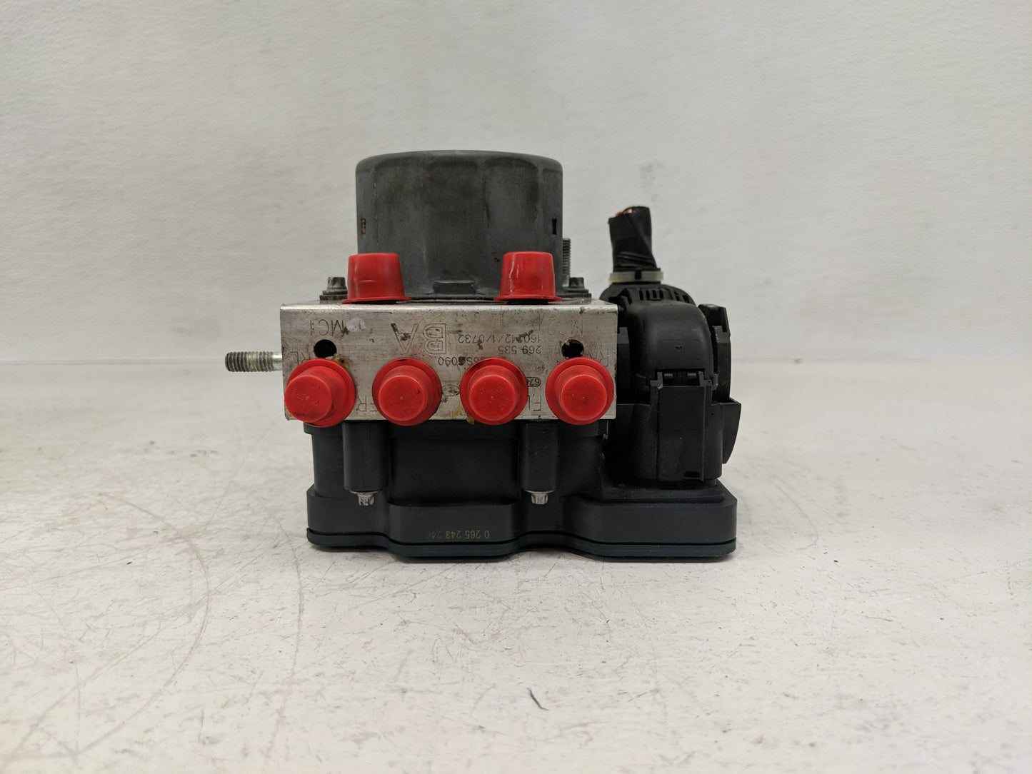 2016 Subaru Forester ABS Pump Control Module Replacement P/N:2265106452 Fits OEM Used Auto Parts - Oemusedautoparts1.com
