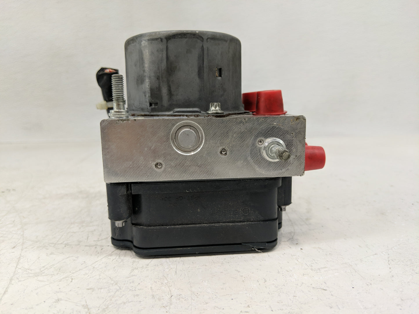 2016 Subaru Forester ABS Pump Control Module Replacement P/N:2265106452 Fits OEM Used Auto Parts - Oemusedautoparts1.com